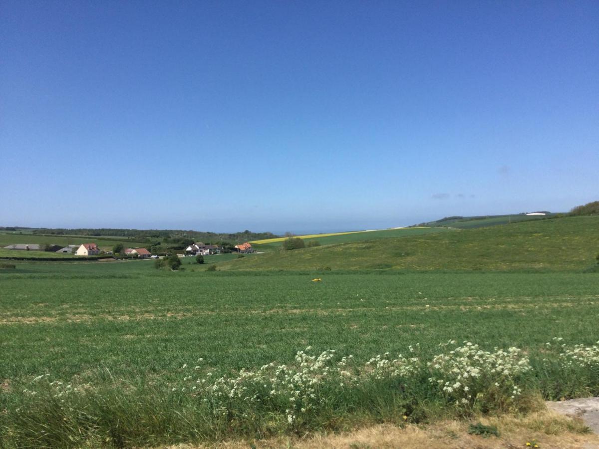 Sur Les Routes De La Mer Saint-Inglevert Exterior foto